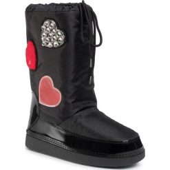 Śniegowce LOVE MOSCHINO - JA24062G1BIU2000 Nero. Czarne kozaki damskie Love Moschino, na zimę, ze skóry ekologicznej, na niskim obcasie, bez zapięcia. Za 749,00 zł.