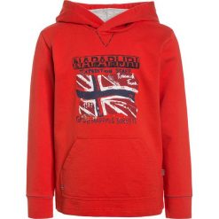 Napapijri BENDER Bluza z kapturem bright red. Czerwone bluzy męskie z kapturem Napapijri, z bawełny. Za 249,00 zł.