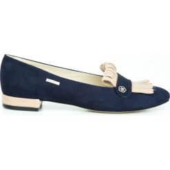 Dwukolorowe balerinki z frędzlami - skóra naturalna - model 046 - kolor granat nubuk+beż. Szare baleriny damskie Zapato, bez wzorów, z jeansu, klasyczne, bez obcasa, na obcasie. W wyprzedaży za 179,40 zł.