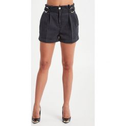 SZORTY JEANSOWE PINKO. Szorty damskie Pinko, bez wzorów, z jeansu, klasyczne, z podwyższonym stanem. Za 859,00 zł.