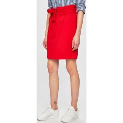 Vero Moda - Spódnica. Czerwone spódniczki damskie Vero Moda, na co dzień, s, z haftami, z elastanu, z podwyższonym stanem, mini, proste. Za 129,90 zł.