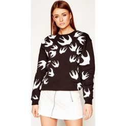 Bluza MCQ Alexander McQueen 337341 RLT72 1000. Czarne bluzy damskie McQ Alexander McQueen, xs, bez wzorów, z bawełny, bez rękawów, bez kaptura. W wyprzedaży za 599,00 zł.