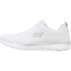 Trampki damskie slip on: Skechers Sport FLEX APPEAL 2.0 Tenisówki i Trampki white/silver