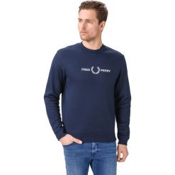 Fred Perry Bluza Niebieski. Niebieskie bluzy męskie Fred Perry, m, z haftami, z bawełny, bez kołnierzyka, bez rękawów, bez kaptura. Za 531,95 zł.