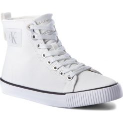 Sneakersy CALVIN KLEIN JEANS - Dorina R8824 White. Białe półbuty damskie Calvin Klein Jeans, z jeansu. W wyprzedaży za 339,00 zł.