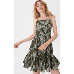 Sukienka z wzorem paisley - Khaki. Brązowe sukienki damskie House, s, bez wzorów, bez kołnierzyka, bez rękawów. Za 89,99 zł.