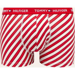Tommy Hilfiger - Bokserki. Czerwone bokserki męskie TOMMY HILFIGER, bez wzorów, z elastanu. Za 99,90 zł.