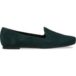 Mokasyny LADY. Zielone mokasyny damskie marki Gino Rossi, ze skóry, eleganckie, na płaskiej podeszwie. Za 299,90 zł.