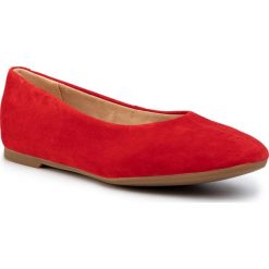 Baleriny CLARKS - Chia Viole t261463614 Red Suede. Czerwone baleriny damskie Clarks, bez wzorów, z zamszu, klasyczne, bez obcasa. W wyprzedaży za 169,00 zł.