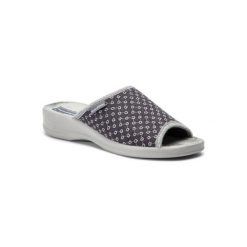 HOME&RELAX PREMIUM. Niebieskie kapcie damskie z materiału. Za 49,99 zł.