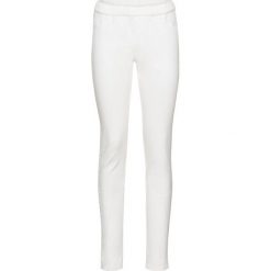 Jegginsy bonprix biały twill. Białe jeansy damskie bonprix, bez wzorów, z jeansu. Za 89,99 zł.