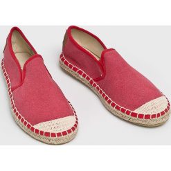 Cross Jeans - Espadryle. Czerwone espadryle damskie Cross Jeans, bez wzorów, z jeansu, bez obcasa, na obcasie. W wyprzedaży za 59,90 zł.