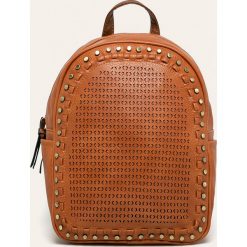 Answear - Plecak. Pomarańczowe plecaki damskie ANSWEAR, z aplikacjami, ze skóry ekologicznej, eleganckie. W wyprzedaży za 49,90 zł.