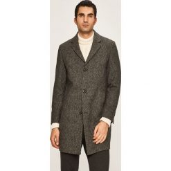 Pierre Cardin - Płaszcz. Czarne płaszcze męskie Pierre Cardin, bez wzorów, z poliesteru, klasyczne, bez kaptura. W wyprzedaży za 379,90 zł.