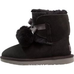 Buty zimowe damskie: UGG GITA Botki black