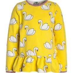 Småfolk WITH SWAN Bluzka z długim rękawem maize. Żółte bluzki dziewczęce bawełniane marki Småfolk, z długim rękawem. Za 169,00 zł.
