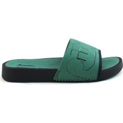 Klapek damski rider, Kolor zielony. Zielone klapki damskie Rider, bez wzorów, bez obcasa. Za 83,99 zł.