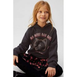 Mango Kids - Bluza dziecięca Cat 110-164 cm. Szare bluzy dziewczęce Mango Kids, z nadrukiem, z bawełny, bez rękawów, z kapturem. Za 79,90 zł.
