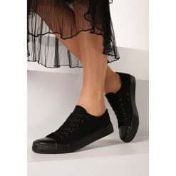 Czarne Trampki Jazlyn. Czarne trampki i tenisówki damskie Born2be, bez wzorów, bez zapięcia. Za 59,99 zł.