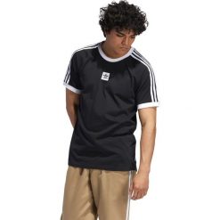 Adidas Originals Cali 2.0 Koszulka Czarny. Czarne koszulki męskie adidas Originals, xxl, bez wzorów, z bawełny, bez kołnierzyka, z krótkim rękawem, krótkie. Za 145,95 zł.