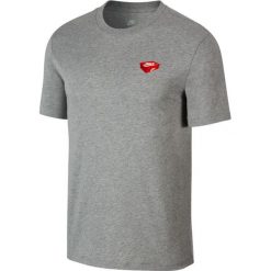 Koszulka Nike NSW Tee CLTR Footwear (AA6339-063). Szare koszulki męskie Nike, m, bez wzorów, z bawełny, bez kołnierzyka, bez rękawów. Za 79,99 zł.