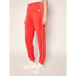 Spodnie dresowe NIKE Sportswear CJ2495. Czerwone spodnie damskie Nike, m, z dresówki. Za 249,00 zł.