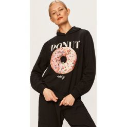 Only - Bluza. Czarne bluzy damskie ONLY, s, z nadrukiem, z bawełny, bez rękawów, z kapturem. W wyprzedaży za 119,90 zł.
