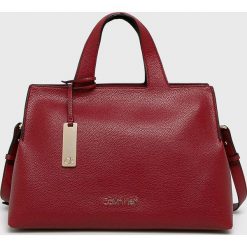 Calvin Klein - Torebka. Brązowe torby damskie na zakupy Calvin Klein, w paski, ze skóry ekologicznej, na ramię, duże, bez dodatków. W wyprzedaży za 599,90 zł.