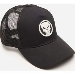 Czapka z daszkiem typu trucker Punisher - Czarny. Czarne czapki męskie House, bez wzorów. Za 49,99 zł.