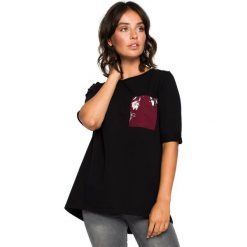 Bluzka ze wstawkami w kwiaty - czarna. Czarne bluzki damskie BE, s, z nadrukiem, z dzianiny, eleganckie, bez kołnierzyka, bez rękawów. Za 125,00 zł.