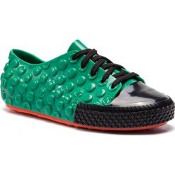 Półbuty MELISSA - Polibolha Sneaker Ad 32435 Green/Black/Red 53473. Czarne półbuty damskie Melissa, bez wzorów, z tworzywa sztucznego, bez obcasa, na płaskiej podeszwie, bez zapięcia. W wyprzedaży za 239,00 zł.