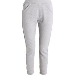 GStar SCOLLA SLIM PANT Spodnie treningowe grey heather. Szare rurki damskie marki G-Star, m, z bawełny. W wyprzedaży za 356,15 zł.
