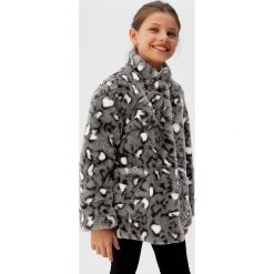 Mango Kids - Płaszcz dziecięcy Manchas 110-164 cm. Szare kurtki dziewczęce Mango Kids, bez wzorów, z poliesteru, krótkie, bez kaptura. Za 199,90 zł.