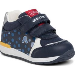 Sneakersy GEOX - B Rishon B. C B020RC 08510 C0673 Navy/Silver. Niebieskie trampki chłopięce Geox, bez wzorów, ze skóry, na rzepy. W wyprzedaży za 189,00 zł.
