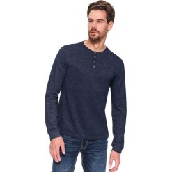 T-shirt długi rękaw męski w prążki. Niebieskie t-shirty męskie Top Secret, na wiosnę, xl, bez wzorów, z jeansu, wakacyjne, bez kołnierzyka, długie. W wyprzedaży za 44,99 zł.