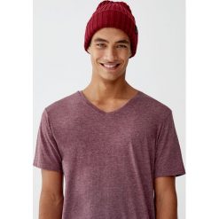 Koszulka z dekoltem w serek Join Life. Brązowe koszulki męskie Pull&Bear, m, bez wzorów, z dekoltem w serek, z krótkim rękawem, krótkie. Za 24,90 zł.