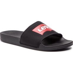 Klapki LEVI'S - 228998-794-59 Regular Black. Czarne klapki męskie Levi's®, bez wzorów, ze skóry ekologicznej. Za 109,00 zł.