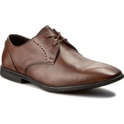 Półbuty CLARKS - Bampton Lace 261253987 Tan Leather. Brązowe półbuty skórzane męskie Clarks. W wyprzedaży za 179,00 zł.