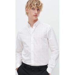 Koszula regular fit w kratę -. Koszule męskie Reserved, s, bez wzorów, bez kołnierzyka, bez rękawów. Za 89,99 zł.