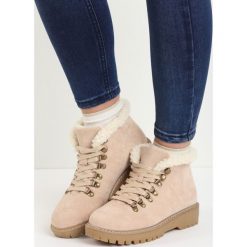 Beżowe Traperki Want Them. Brązowe buty zimowe damskie marki Born2be, z okrągłym noskiem, na płaskiej podeszwie. Za 89,99 zł.