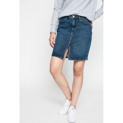 Wrangler - Spódnica. Szare minispódniczki Wrangler, m, z bawełny, proste. W wyprzedaży za 179,90 zł.