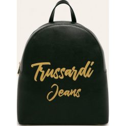 Trussardi Jeans - Plecak. Czarne plecaki damskie Trussardi Jeans, z nadrukiem, z jeansu. Za 599,90 zł.