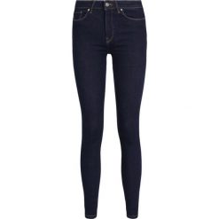Jeansy Slim Fit TOMMY HILFIGER WW0WW14742. Niebieskie jeansy damskie TOMMY HILFIGER. W wyprzedaży za 279,00 zł.