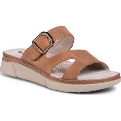 Klapki COMFORT BASIC - 44892 Camel. Pomarańczowe klapki damskie Comfort Basic, bez wzorów, ze skóry ekologicznej, bez obcasa. Za 169,00 zł.