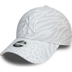 New Era - Czapka. Białe czapki damskie New Era, bez wzorów, z poliesteru. Za 129,90 zł.