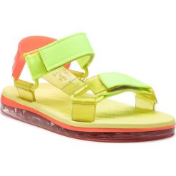 Sandały MELISSA - Papete + Rider Ad 32537 Yellow/Orange/Glass 53431. Żółte klapki damskie marki Melissa, bez wzorów, z tworzywa sztucznego, bez obcasa. Za 379,00 zł.
