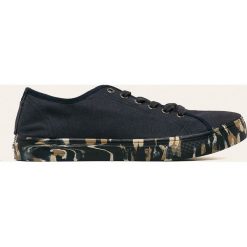 Levi's - Tenisówki. Niebieskie trampki męskie Levi's®, bez wzorów, z materiału, na sznurówki. Za 339,90 zł.