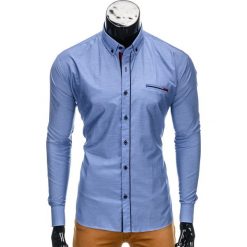 KOSZULA MĘSKA Z DŁUGIM RĘKAWEM K322 - NIEBIESKA. Niebieskie koszule męskie na spinki Ombre Clothing, m, z bawełny, z kontrastowym kołnierzykiem, z długim rękawem. Za 59,00 zł.