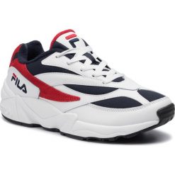Sneakersy FILA - V94M Low 1010255.01M White/Fila Navy/Fila Red. Niebieskie sneakersy męskie Fila. W wyprzedaży za 279,00 zł.