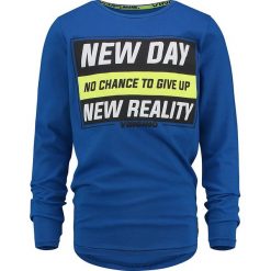 Koszulka "Jarbo" w kolorze niebieskim. Niebieskie t-shirty chłopięce Vingino, z nadrukiem, z bawełny, z długim rękawem. W wyprzedaży za 72,95 zł.